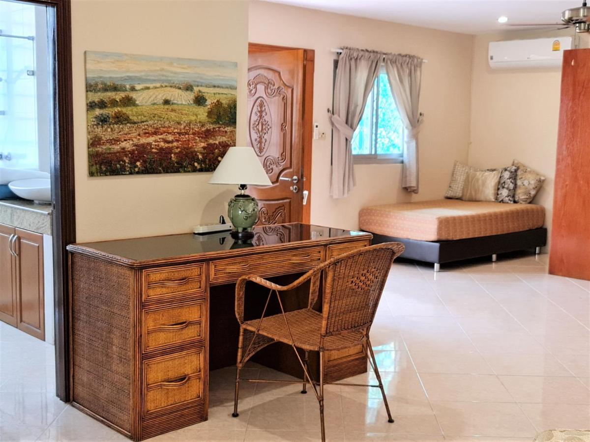 Butterfly Garden Boutique Residences By Frasier, A Lifestyle Destination Apt And Villas 1 To 3 Bedroom Units, 2 Full Bathrooms, Rain Shower, Spa Bath, Complete Kitchen, Staff 24-7,Fast Fiber Optic Wifi, 55" Smart Tv'S, Free Bbq, Pattaya Eksteriør bilde