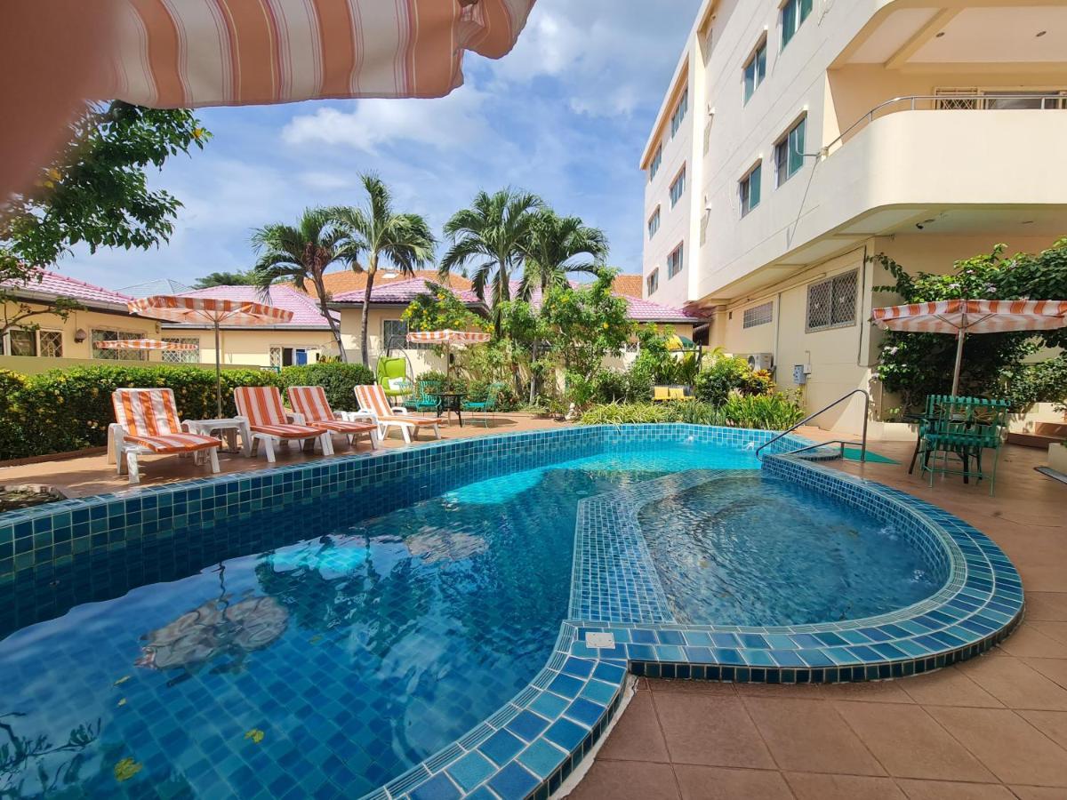Butterfly Garden Boutique Residences By Frasier, A Lifestyle Destination Apt And Villas 1 To 3 Bedroom Units, 2 Full Bathrooms, Rain Shower, Spa Bath, Complete Kitchen, Staff 24-7,Fast Fiber Optic Wifi, 55" Smart Tv'S, Free Bbq, Pattaya Eksteriør bilde